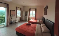 Rovers Inn Guesthouse - Age 11 and above Only Hotels in Ringlet