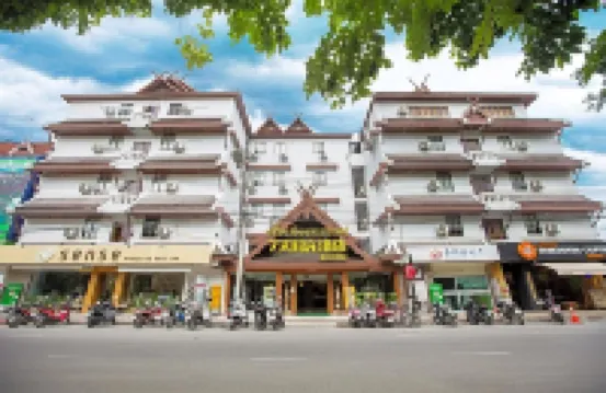 Chiang Roi 7 Days Inn Hotels near Wat Rajamontean