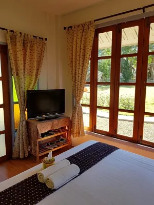 Odour Pai Hotels in 