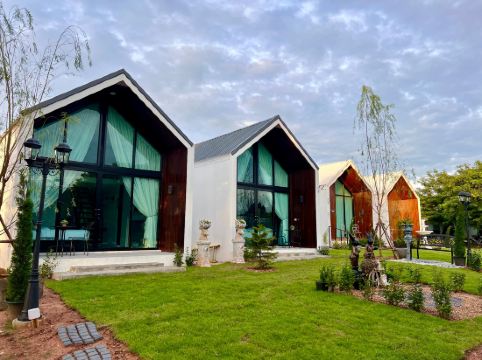 บ้านจามจุรี รีสอร์ท สัตหีบ