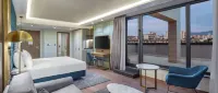 DoubleTree by Hilton Plovdiv Center Hotels near Plovdiv Regional History Museum