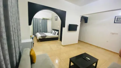 Al Multaqa Hotel