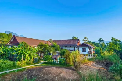 Mani Riverside Garden House