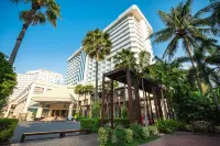 Jomtien Palm Beach Hotel and Resort Hotels in Jomtien Beach