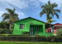 ロス ボヒオス カンポ アニル のホテル