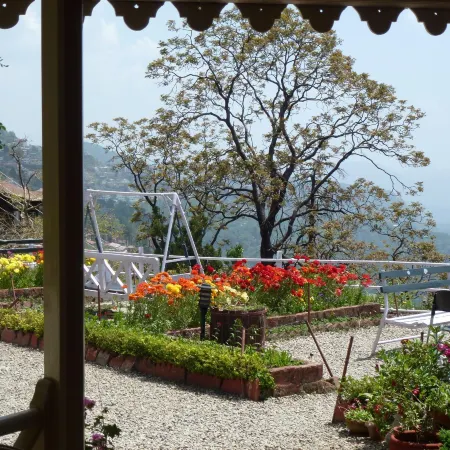 Hotel Padmini NIvas