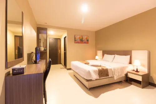 Hotel Sukajadi by Holie - Wifi