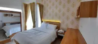 Villa Syariah Permata Seis Hotels near jatim park 3