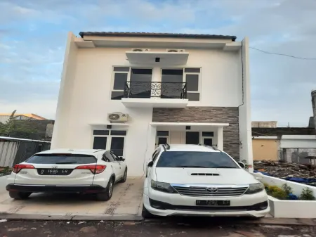 Diamond Town House A9