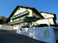 Hotel Residenz Hössinger Hotels near Apotheke zum goldenen Lowen