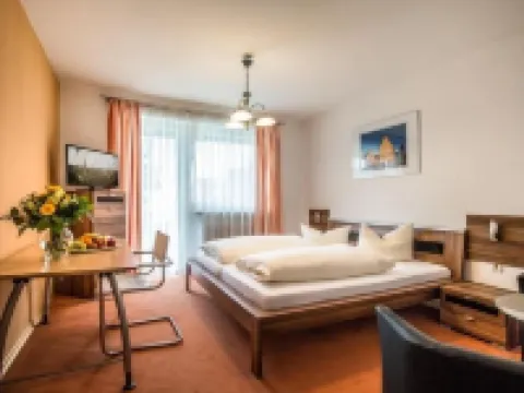 Landhotel Weißer Hahn Hotels in Wemding