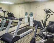 Days Inn by Wyndham Austintown - Gym