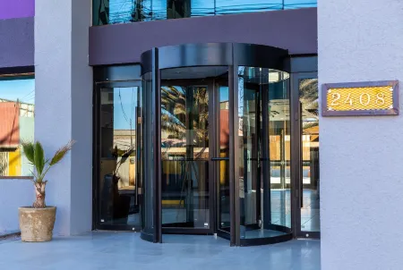 Hotel Modular Express Calama Отели рядом с достопримечательностью «Terminal 1 of El Loa Airport»