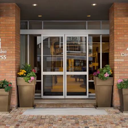 Holiday Inn Express VANCOUVER-METROTOWN (BURNABY) by IHG