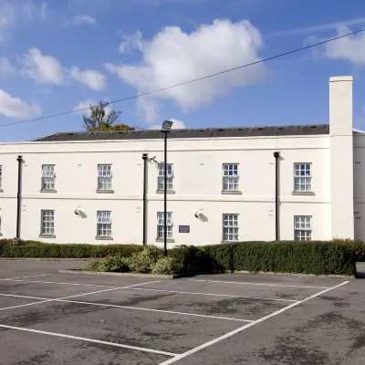 Arundel Hotels near Arundel Cathedral