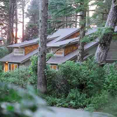 Long Beach Lodge Resort Hotel Exterior
