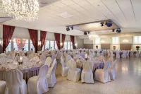 德利瑟瓦爾酒店