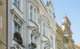 Romantic Luxury in Old Town Prague