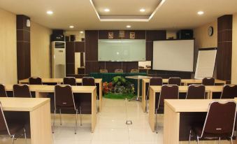 JL Star Hotel - Housity