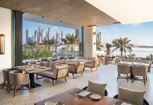 래디슨 비치 리조트 팜 주메이라