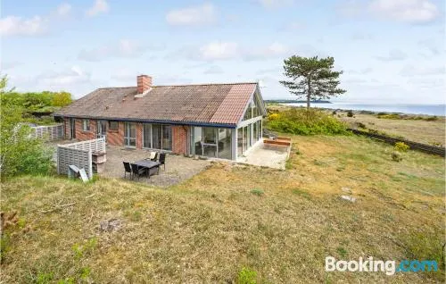 愛利維埃貝爾託夫特V度假屋