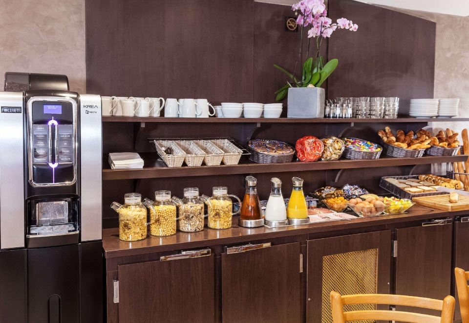 호텔 아폴로니아 파리 몽마르트르 이미지