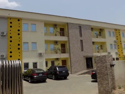 Emzrel Hotel & Suites Hotels near National Childrens Park & Zoo Abuja