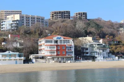 Hotel Noy Hotels near Sea Garden