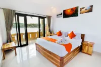 Aurora Beach View Hotels in CeninGan Island
