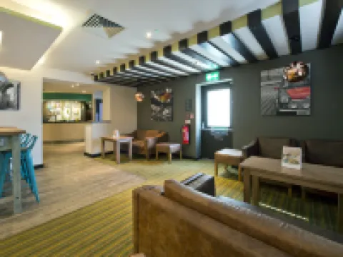 Premier Inn London Edgware Hotels in Edgware