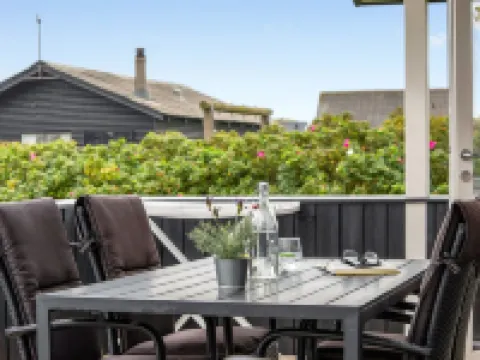 "Erza" - 500m from the Sea