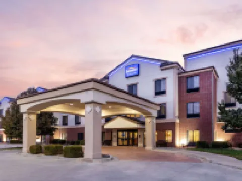 ベイモント バイ ウィンダム プラット プラットのホテル