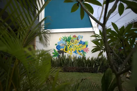 Dazzle Bay by Twenty Two