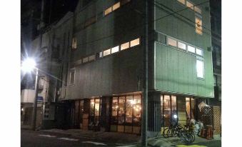 Hako Hostel & Bar
