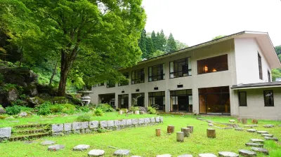 Senjo Onsen Seiryu Hotels near Komaiko Station