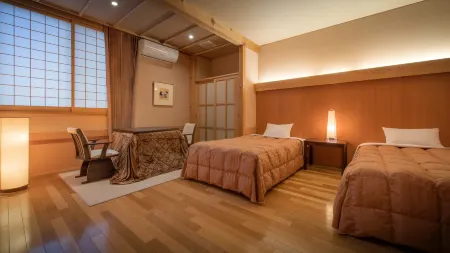 Bandaiatami Onsen Yu No Yado Rakuzan Отели рядом со станцией JR Bandai-Atami station