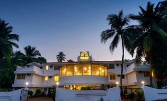 Treehouse Silken Sands - Housity