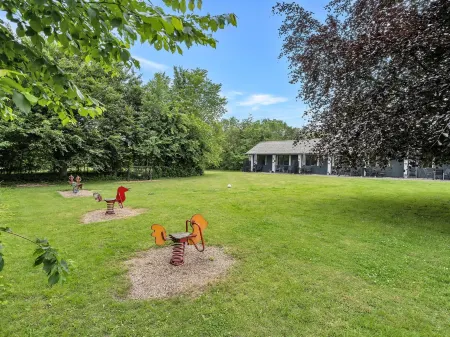 "Skarthi" - 20km from the Sea