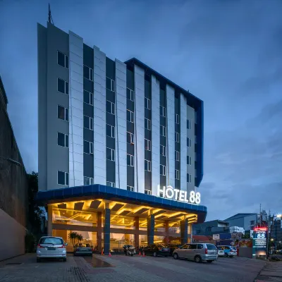 Hotel 88 ITC Fatmawati Jakarta by WH Hotels near Fatmawati