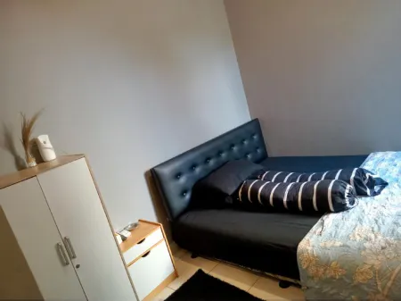 Apatel Ecohome Citra Raya by Santi Room Отели в г. Panongan