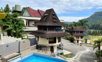 Sapadia Hotel Parapat