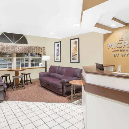 Microtel Inn & Suites by Wyndham Franklin