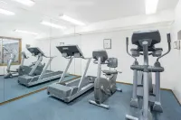Hawthorn Extended Stay by Wyndham Green Bay - Gym