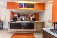 Motel 6 Raleigh, NC Cary