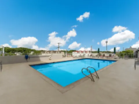 โรงแรม Red Roof PLUS+ & Suites Virginia Beach – Seaside โรงแรมในเวอร์จิเนียบีช