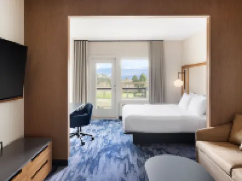 Fairfield Inn & Suites West Kelowna Hotels in Central Okanagan