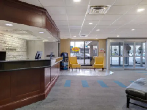 Days Inn by Wyndham Niagara Falls Near the Falls Hotéis em Cataratas do Niágara