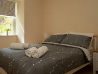 Flat 2 Keeper's Cottage Hotels near Dinosaur Footprints at Staffin