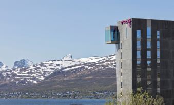 Moxy Tromso