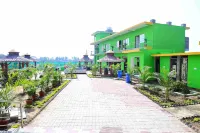 Jungle Avengers Hotels in 